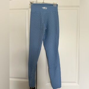 Booty by Brabants full-length Cloud 9 legging; Periwinkle color